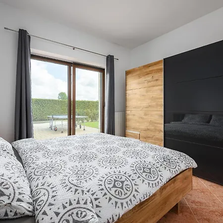 Σπίτι διακοπών 5 Bedroom In Karojba Motovun