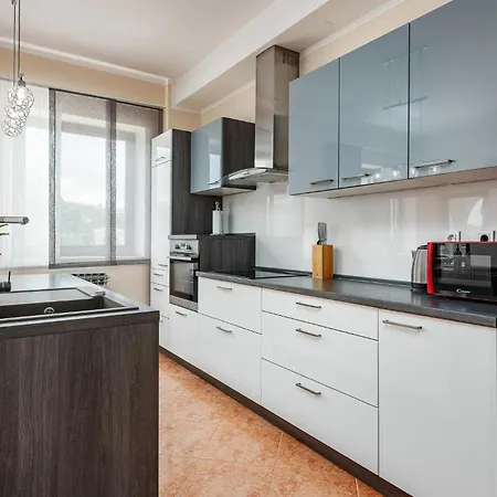 5 Bedroom In Karojba *